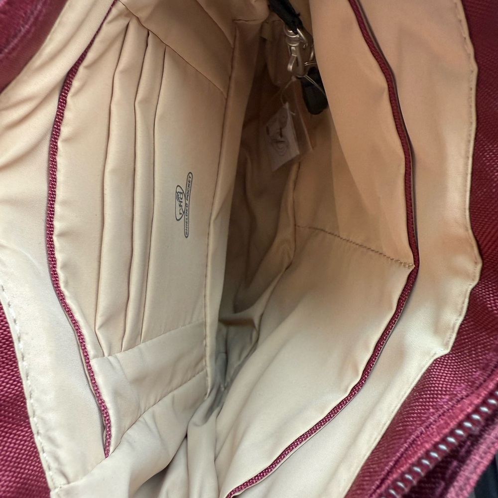 Travelon Maroon Anti-Theft Crossbody Bag - Picture 2 of 4
